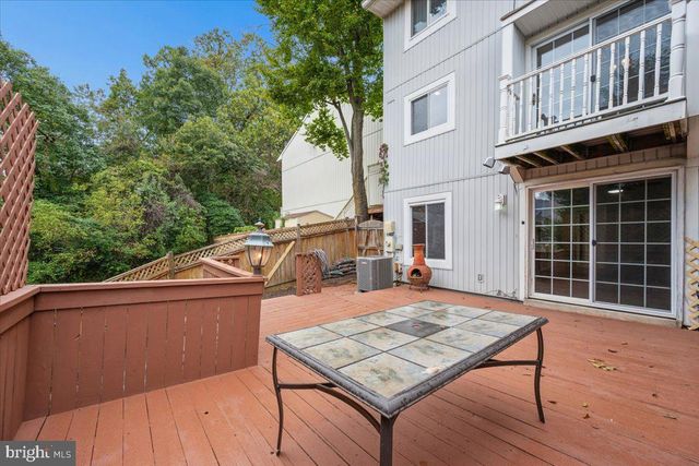 18527 EAGLES ROOST DR, Germantown, MD 20874