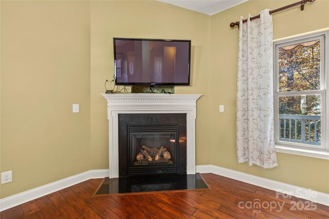 7208 Ogden Place, Denver, NC 28037