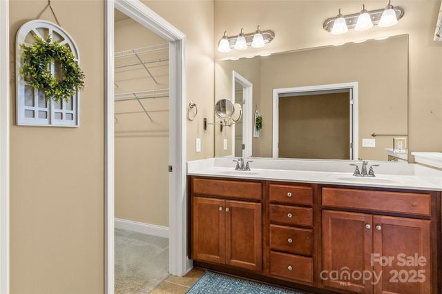 7208 Ogden Place, Denver, NC 28037