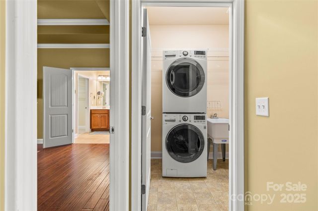 7208 Ogden Place, Denver, NC 28037