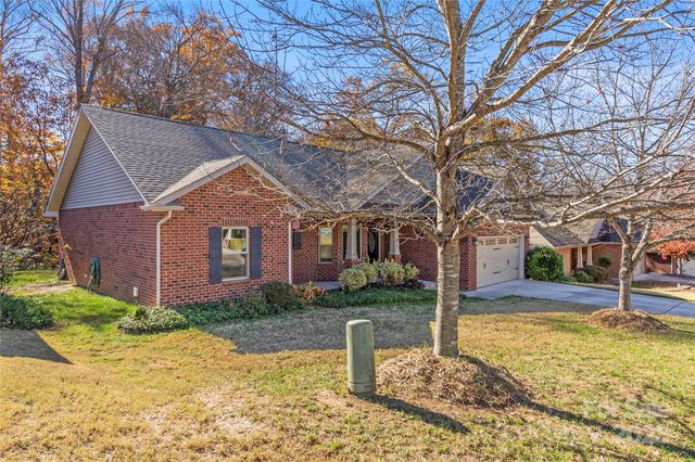 7208 Ogden Place, Denver, NC 28037