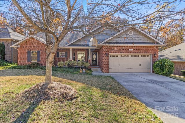 7208 Ogden Place, Denver, NC 28037