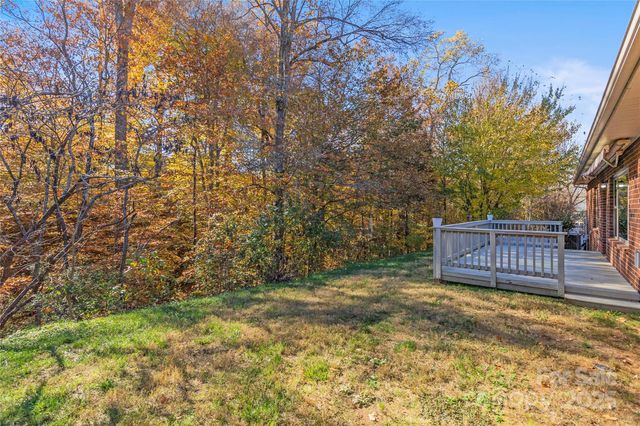 7208 Ogden Place, Denver, NC 28037