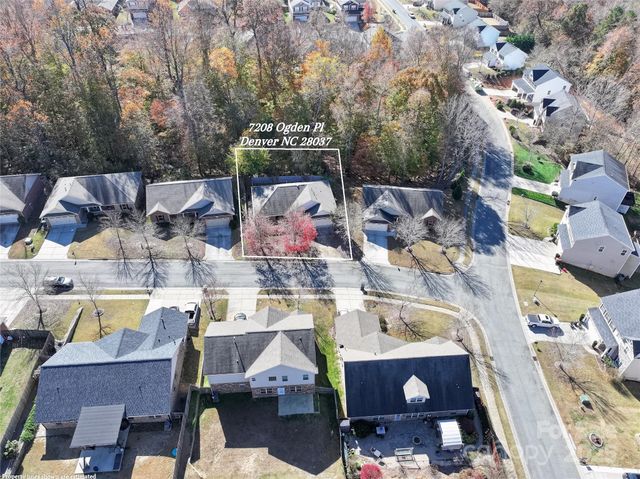 7208 Ogden Place, Denver, NC 28037
