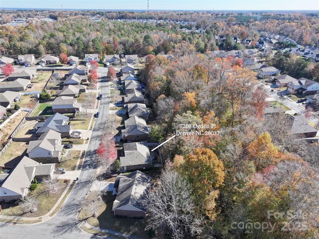 7208 Ogden Place, Denver, NC 28037