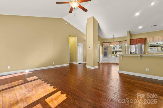 7208 Ogden Place, Denver, NC 28037