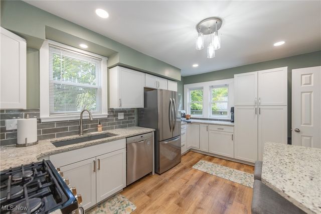 3395 Tullamore Road, Cleveland Heights, OH 44118