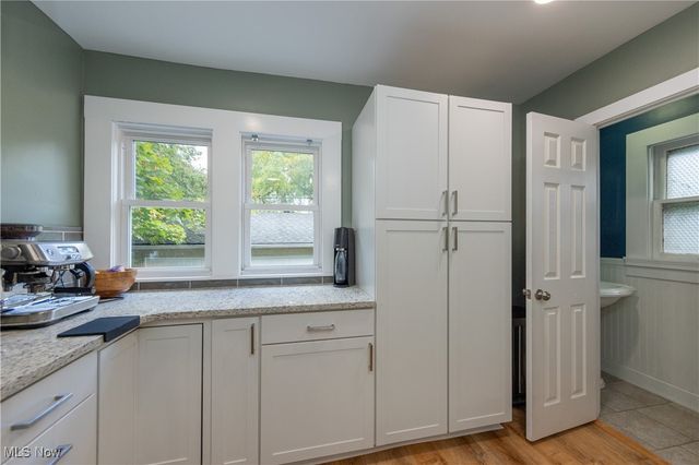 3395 Tullamore Road, Cleveland Heights, OH 44118