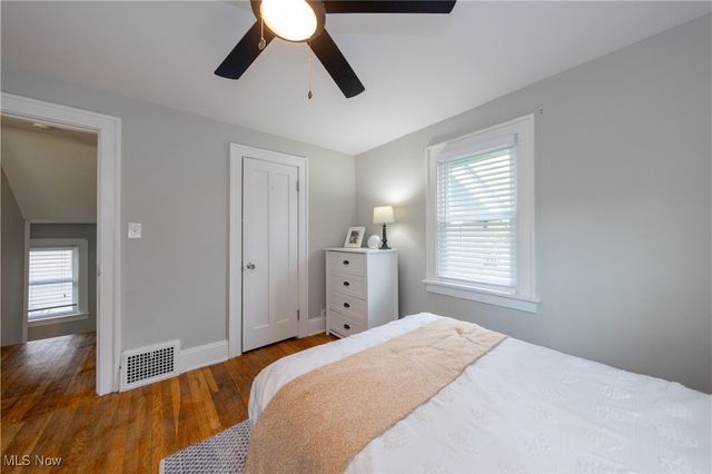 3395 Tullamore Road, Cleveland Heights, OH 44118