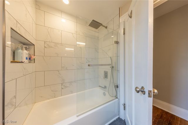 3395 Tullamore Road, Cleveland Heights, OH 44118