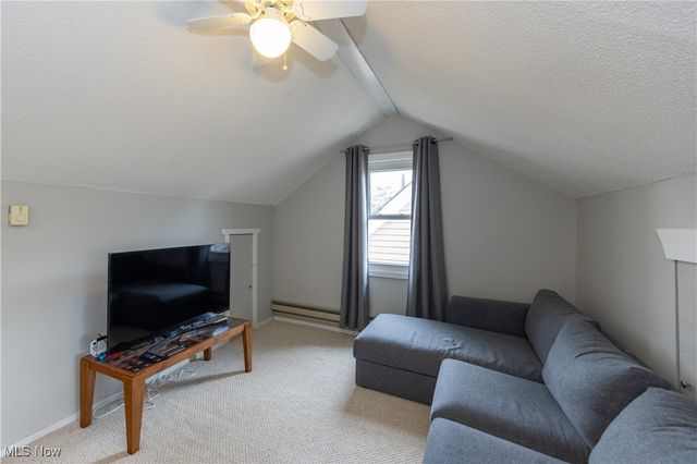 3395 Tullamore Road, Cleveland Heights, OH 44118