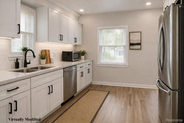 7322 E Frumin Court, Westland, MI 48185