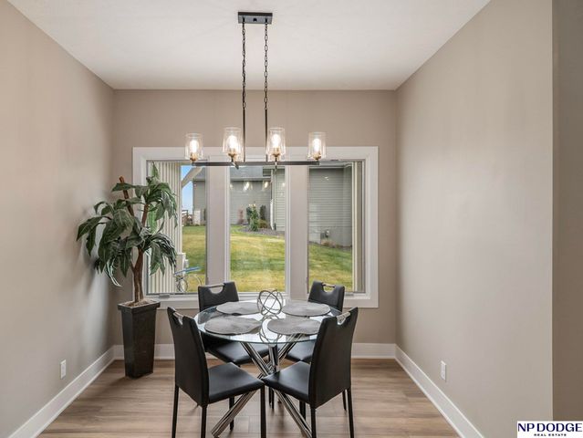 3301 S 212 Street, Omaha, NE 68022