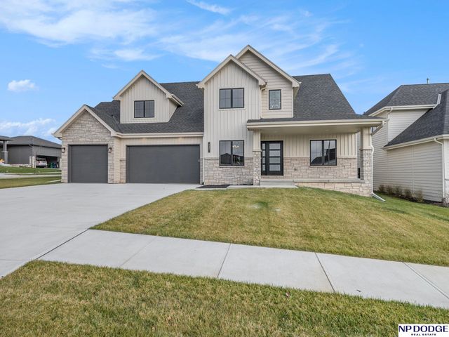 3301 S 212 Street, Omaha, NE 68022