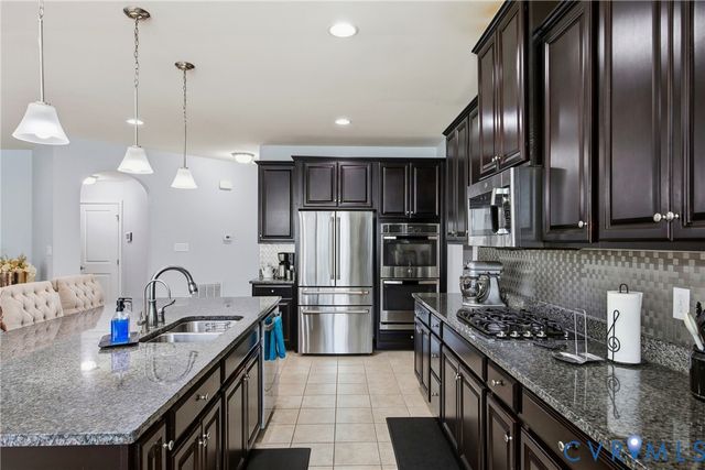 8431 Fedora Dr, Chesterfield, VA 23838