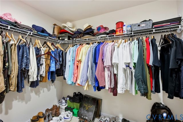 8431 Fedora Dr, Chesterfield, VA 23838