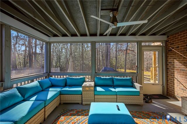 8431 Fedora Dr, Chesterfield, VA 23838