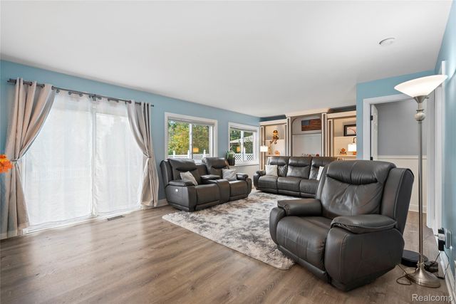 50580 Lagae Street, New Baltimore, MI 48047