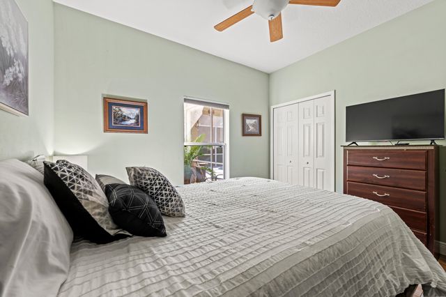 1302 Coverbrook Lane, Sebastian, FL 32958