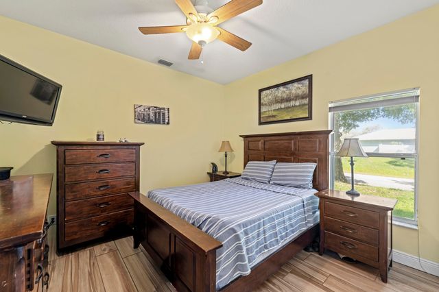 1302 Coverbrook Lane, Sebastian, FL 32958