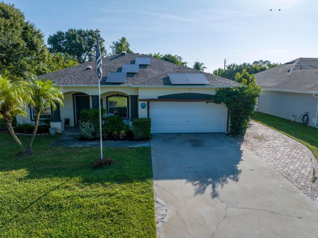 1302 Coverbrook Lane, Sebastian, FL 32958