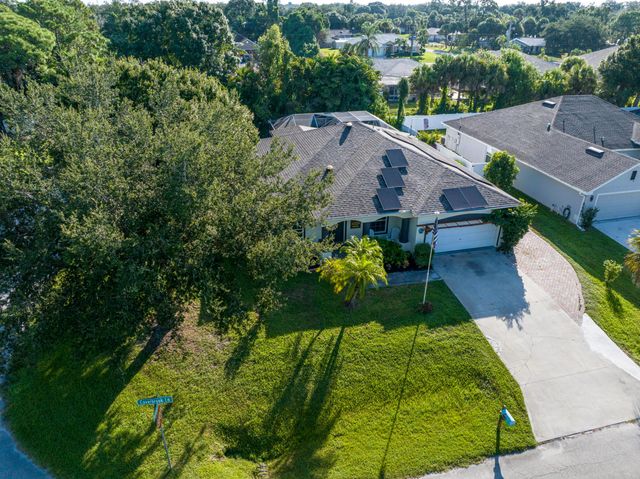 1302 Coverbrook Lane, Sebastian, FL 32958