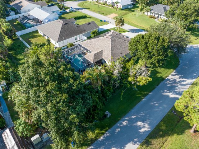1302 Coverbrook Lane, Sebastian, FL 32958
