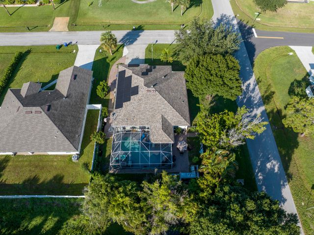 1302 Coverbrook Lane, Sebastian, FL 32958