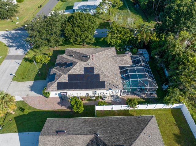 1302 Coverbrook Lane, Sebastian, FL 32958