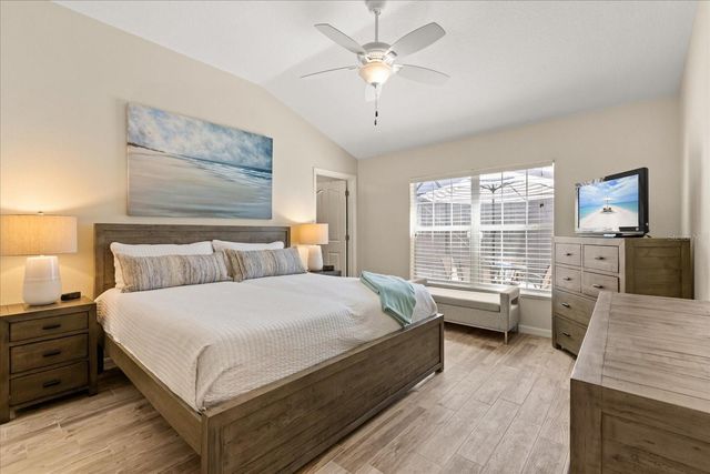 2004 FLOWERSVILLE PLACE, The Villages, FL 32163