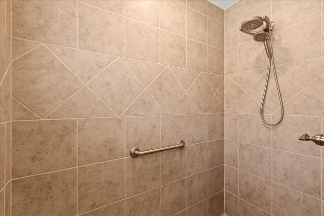 2004 FLOWERSVILLE PLACE, The Villages, FL 32163