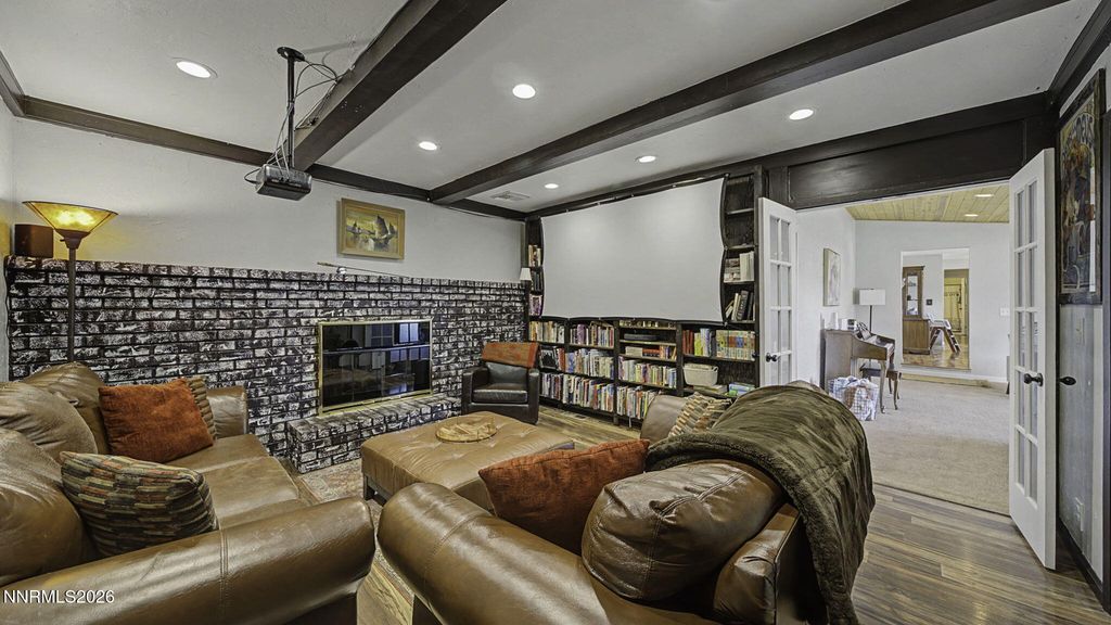 Image 19 of property listing at 10585 Silver Knolls Boulevard, Reno, NV 89508