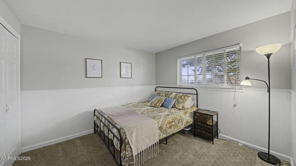 Image 30 of property listing at 10585 Silver Knolls Boulevard, Reno, NV 89508