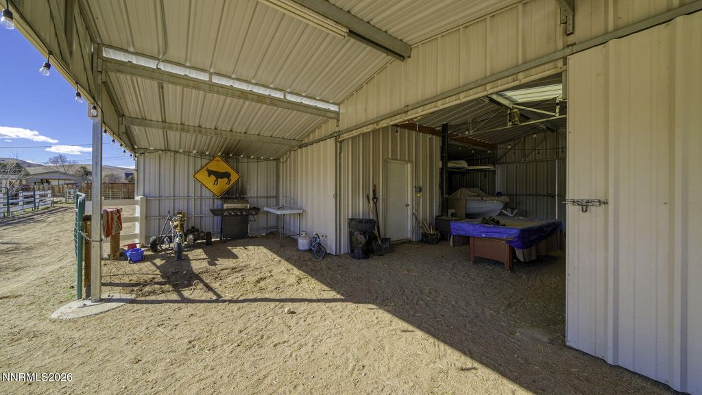 Image 44 of property listing at 10585 Silver Knolls Boulevard, Reno, NV 89508