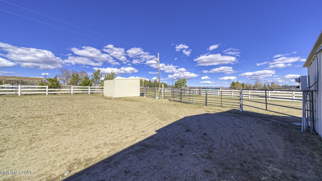 Image 49 of property listing at 10585 Silver Knolls Boulevard, Reno, NV 89508