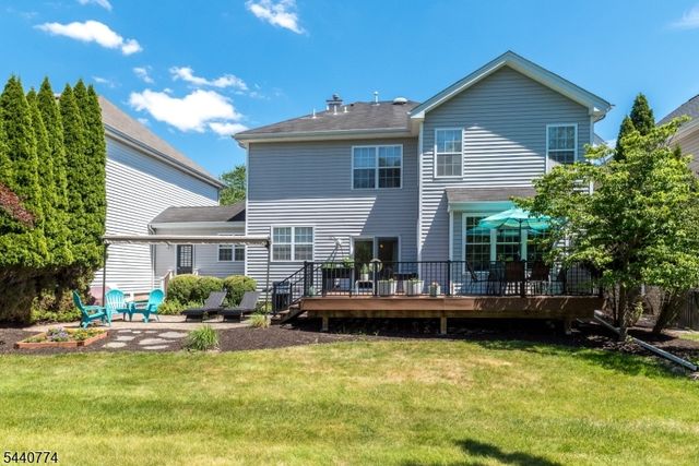 21 Stirrup Ln, Raritan Twp., NJ 08822