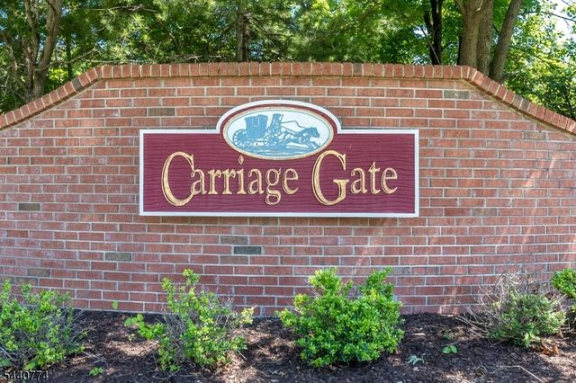 21 Stirrup Ln, Raritan Twp., NJ 08822