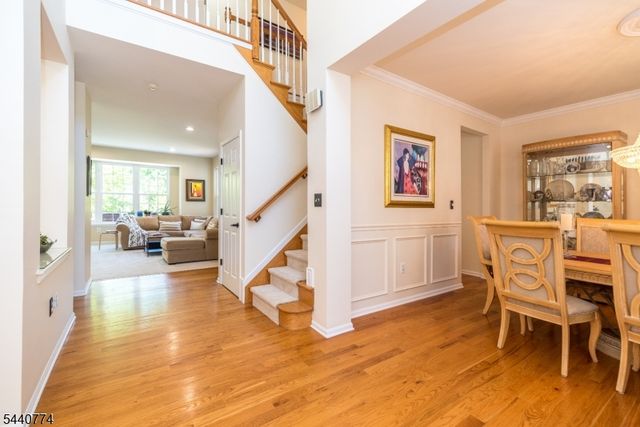 21 Stirrup Ln, Raritan Twp., NJ 08822