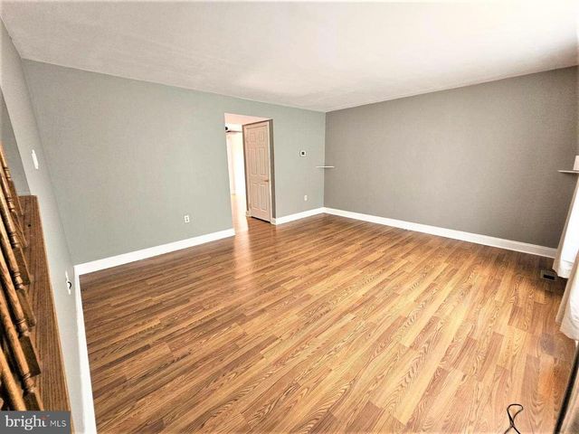 104 S OAK CLIFF CT S, Mt. Airy, MD 21771