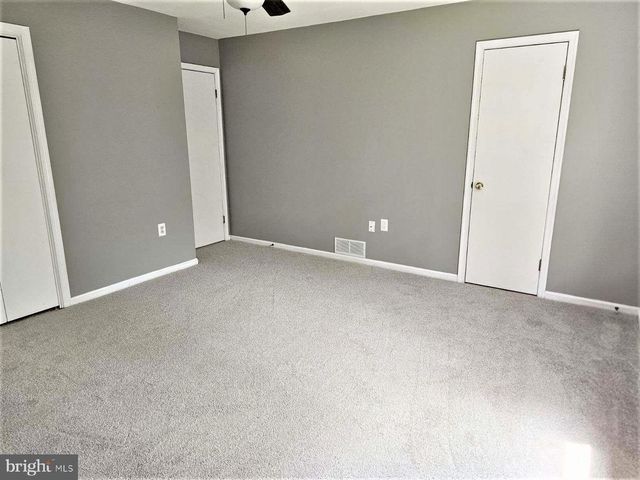 104 S OAK CLIFF CT S, Mt. Airy, MD 21771