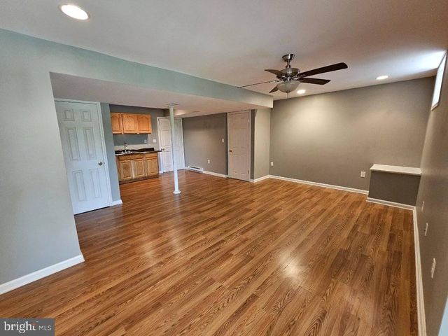 104 S OAK CLIFF CT S, Mt. Airy, MD 21771