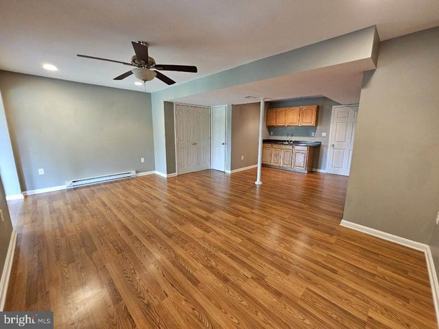 104 S OAK CLIFF CT S, Mt. Airy, MD 21771