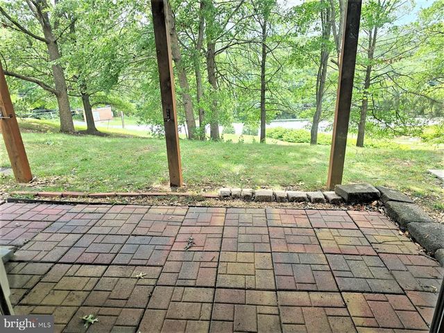 104 S OAK CLIFF CT S, Mt. Airy, MD 21771