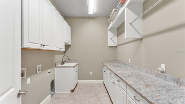 2945 SADDLE RIDGE LANE, Lakeland, FL 33810