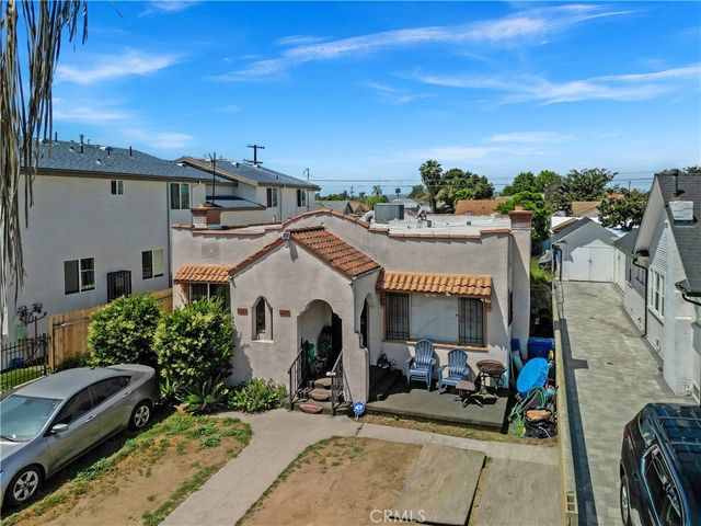 4227 Walton Avenue, Los Angeles, CA 90037