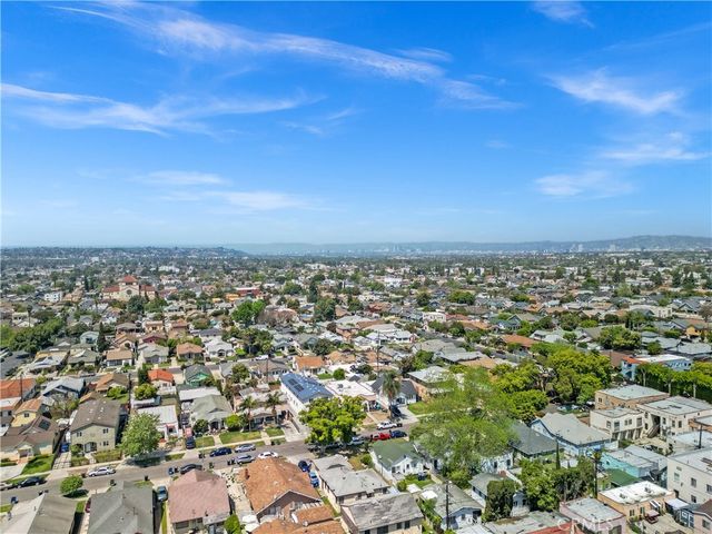4227 Walton Avenue, Los Angeles, CA 90037