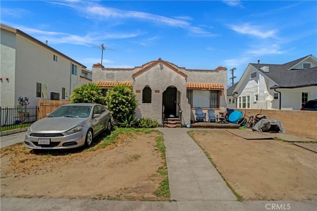 4227 Walton Avenue, Los Angeles, CA 90037