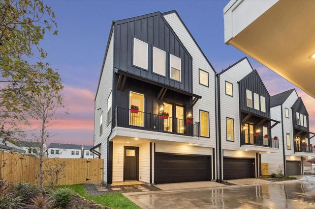 719 Thornton Road D, Houston, TX 77018