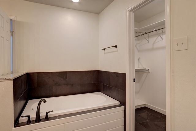 1911 University Drive, Richardson, TX 75081