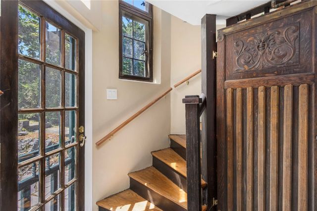 345 Highland Drive, Jamestown, RI 02835